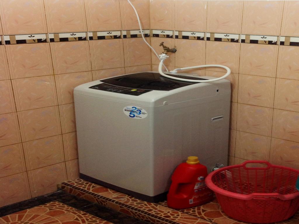 Nur Muslim Homestay At Кота-Бару Экстерьер фото